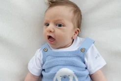 Completo 2 pezzi salopette corta in tricot + t-shirt in jersey per neonato