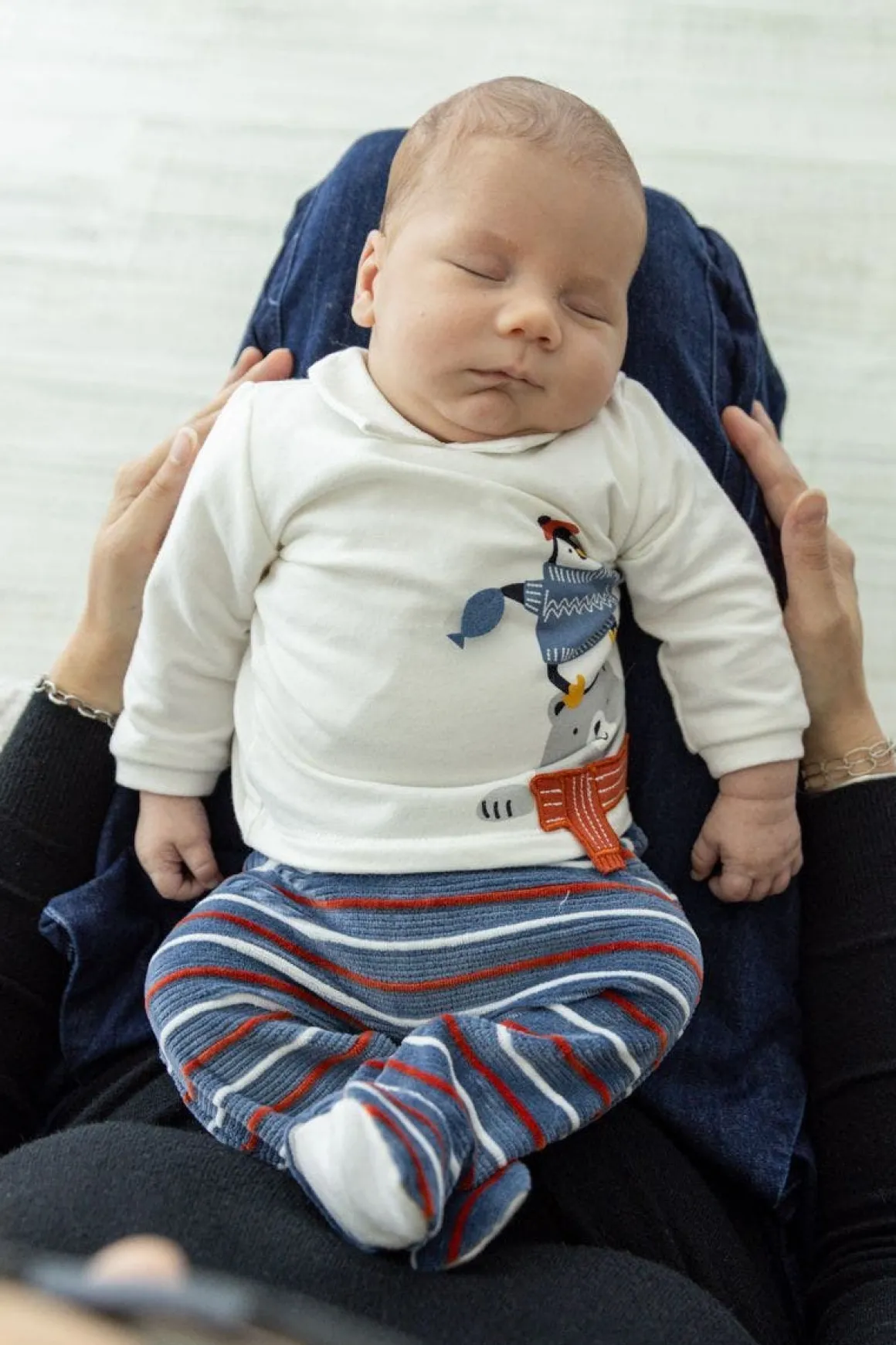 Completo newborn con piede per bambino