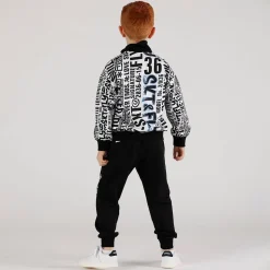 Maglia con scritte da bambino