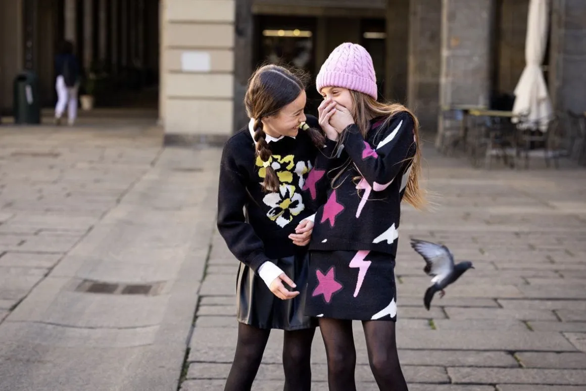 Maglia con stelle per bambina