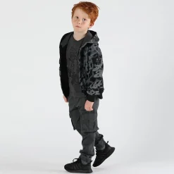 Maglia da bambino con stampa tonale