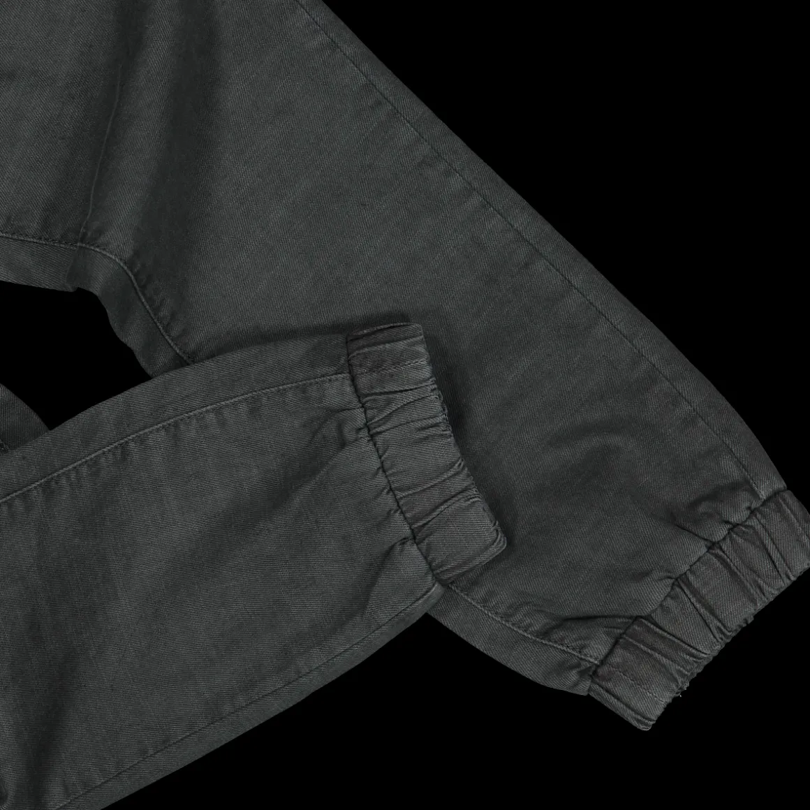 Pantalone in gabardina leggera con tasconi bambino