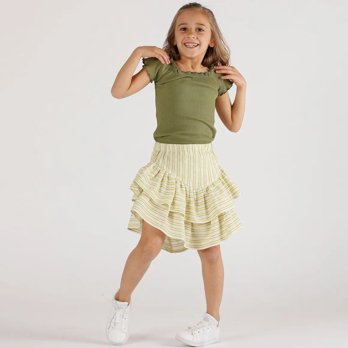 Top scollo a barchetta bambina