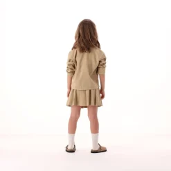 T-shirt con ricamo per bambina