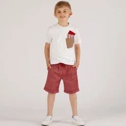 T-shirt con taschini da bambino