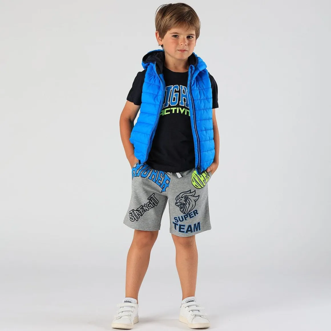 T-shirt da bambino con inserti in rete