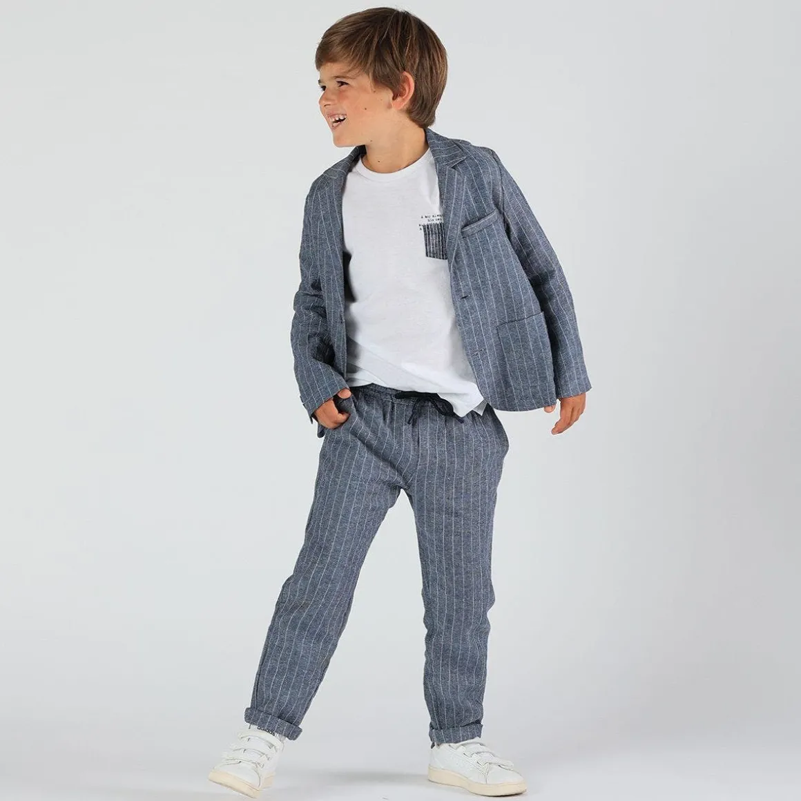 T-shirt elegante da bambino in piquet