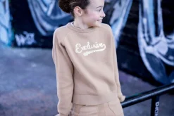 Tuta elegante in tricot per bambina