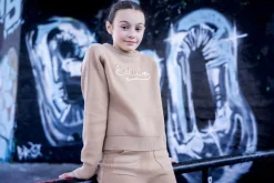 Tuta elegante in tricot per bambina